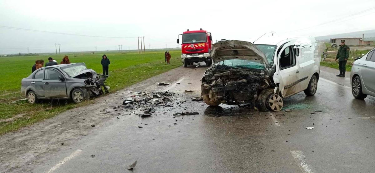 وفاة شخصين و إصابة اثنين آخرين في حادث مرور بتبسة