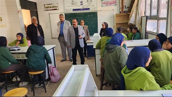 وكيل تعليم سوهاج يتابع انتظام الدراسة بعدد من مدارس إدارة سوهاج التعليمية