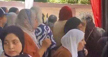 انتهاء امتحانى الفيزياء والتاريخ.. طلاب الثانوية العامة يغادرون اللجان