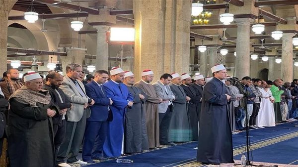 موعد أذان المغرب اليوم في القاهرة الإثنين 26 رمضان 1447هـ