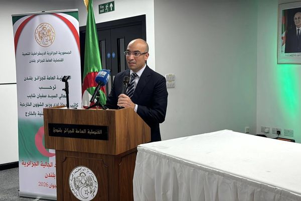 شايب يعلن إطلاق تنسيقية المدارس الجزائرية بالمملكة المتحدة