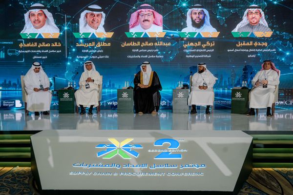 ثمان تحديات تواجه تواجه قيادات سلاسل الإمداد