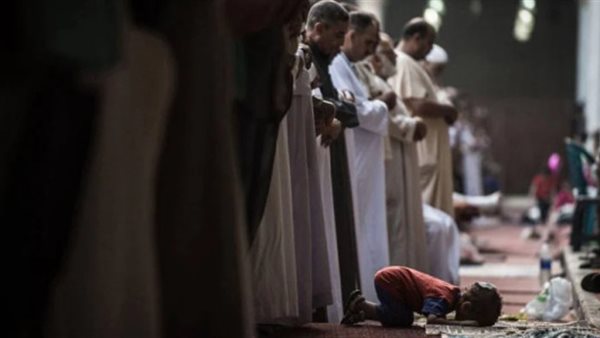 آخر ليلة وترية، موعد أذان العشاء والتراويح 28 رمضان في القاهرة والمحافظات