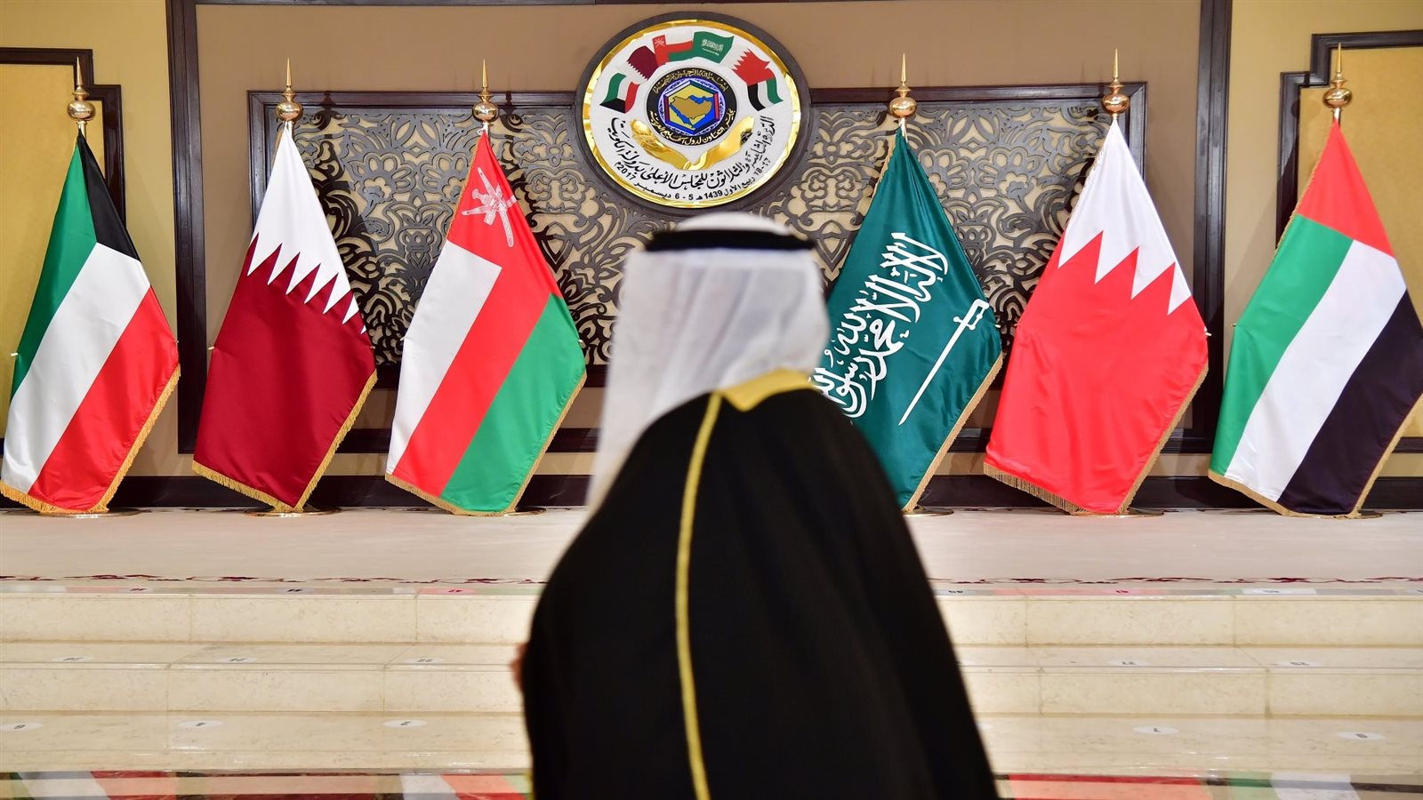 تبعات الحرب.. دول الخليج تعيد تقييم عقود استثمارتها في أمريكا وأوروبا