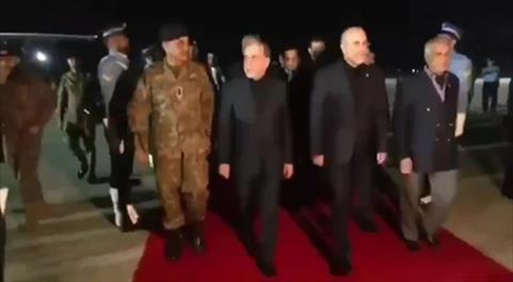 توجه وفد “ميناب 168” الإيراني المفاوض الذي وصل اسلام آباد الى مكان اقامته بمواكبة امنية مشددة
