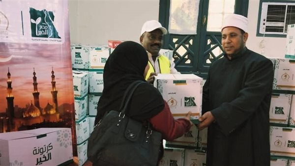 أوقاف الوادي الجديد تُطلق مبادرة لتوزيع كراتين رمضان على الأسر الأولى بالرعاية