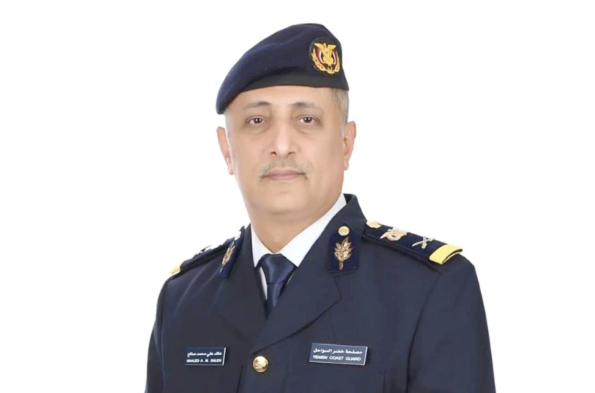 رئيس السواحل اليمني لـ«عكاظ»: الدعم السعودي تصدى للتهديدات البحرية