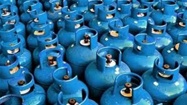 أنبوبة البوتاجاز بين ارتفاع الأسعار والتلاعب في التعبئة وغياب الرقابة