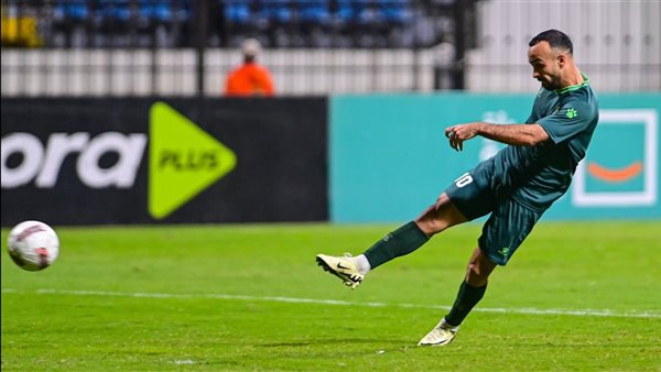 أفشة على رأس قائمة الاتحاد السكندري أمام الزمالك في الدوري المصري