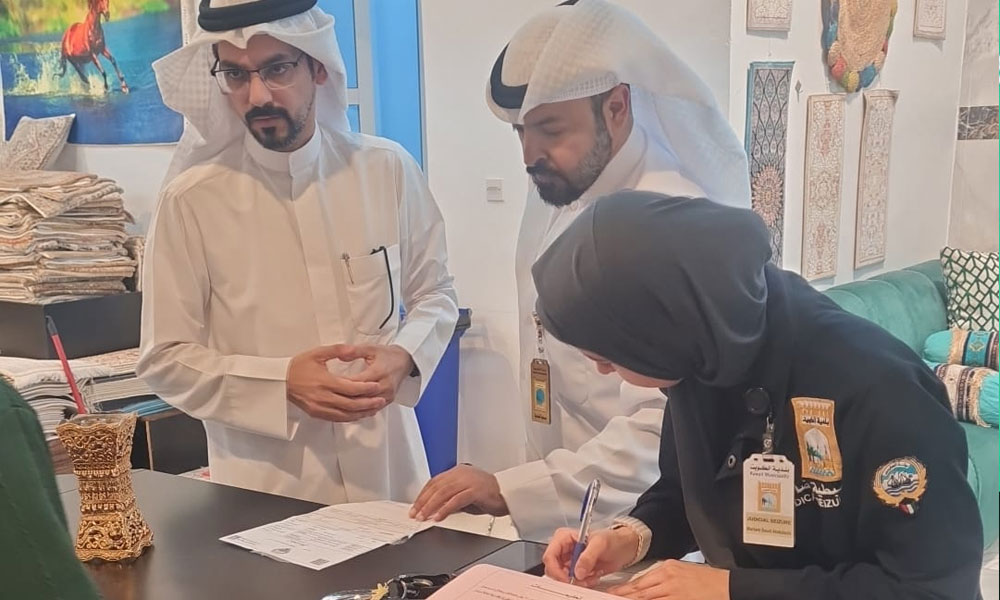 بلدية الكويت تواصل عمليات التفتيش الميداني بالعاصمة للكشف على التراخيص الصحية وتراخيص الإعلانات
