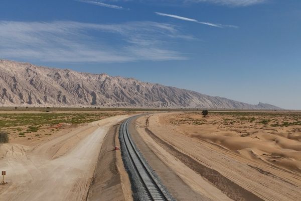 إنجاز 40 بالمائة من أعمال مشروع ربط سكك الحديد بين سلطنة عُمان والإمارات