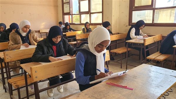 تبدأ غدًا.. موعد امتحانات الشهادة الإعدادية 2026