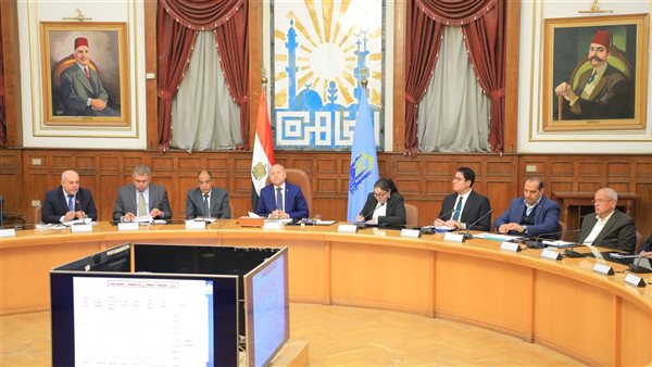 محافظ القاهرة يتابع ملف التصالح في مخالفات البناء