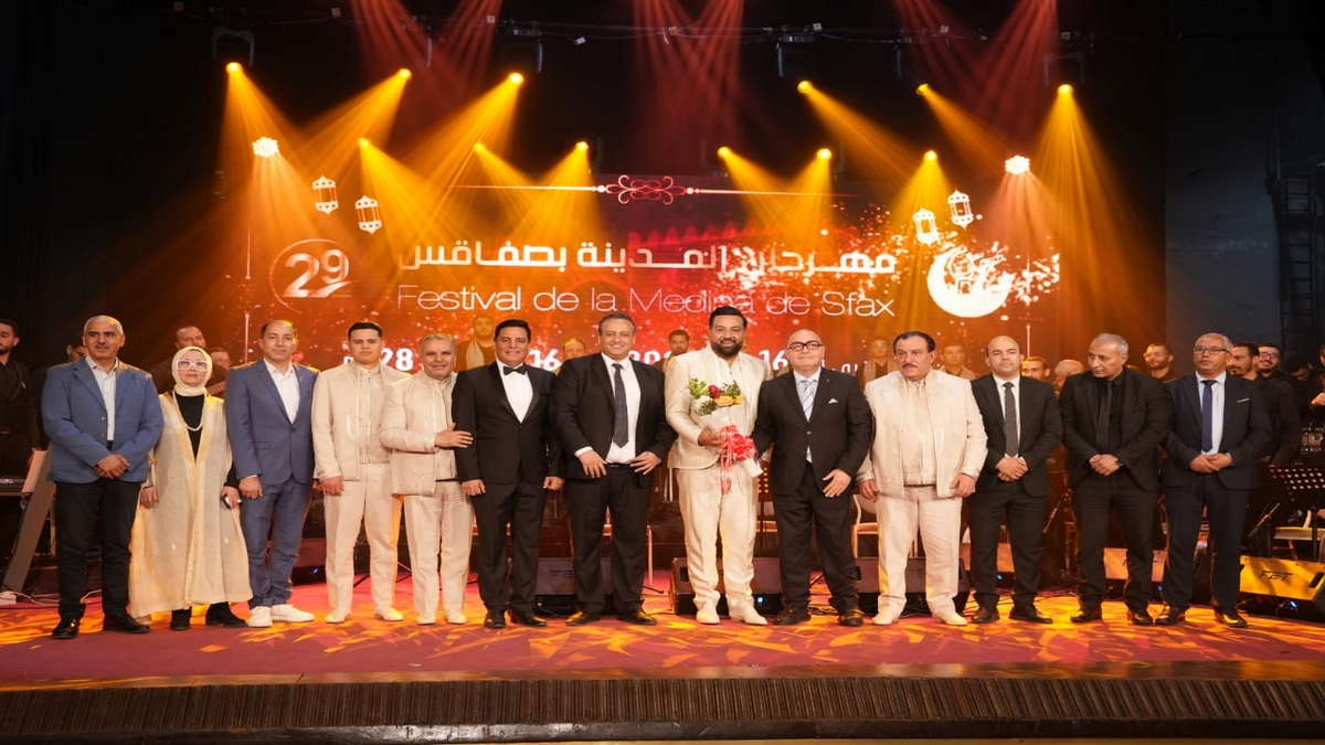 صفاقس تتألق: سهرة الأصالة والجمال في افتتاح الدورة 29 لمهرجان المدينة