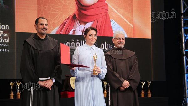 خلال تكريمها بالكاثوليكي، ريهام عبد الغفور تهدي نجاحها لـ "سندها الغائب" بكلمات مؤثرة (فيديو وصور)