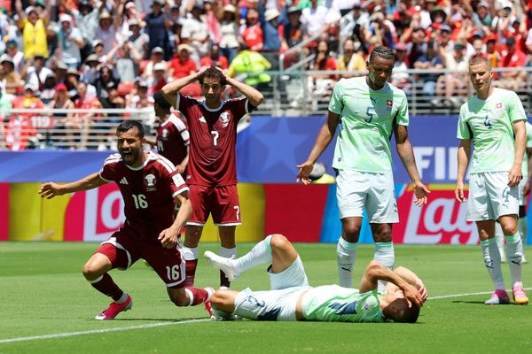 المنتخب القطري يتعادل مع سويسرا في كأس العالم لكرة القدم