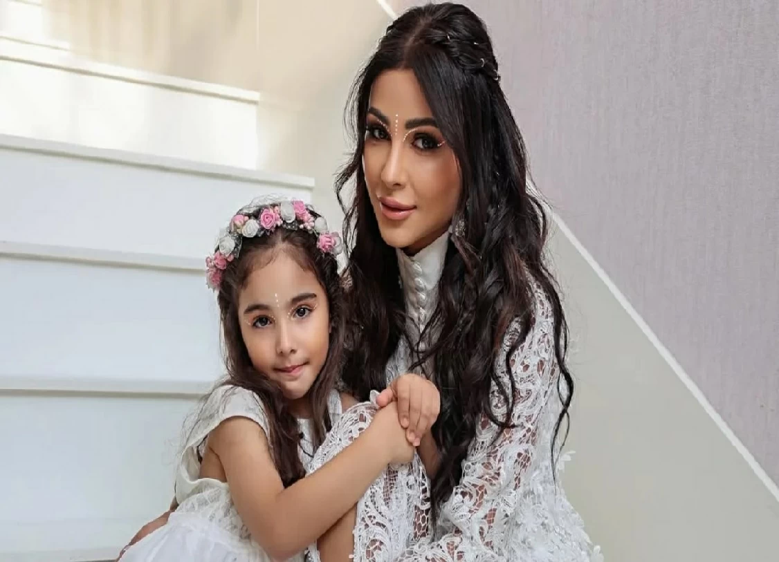 «سيبوا بنتي في حالها».. مهيرة عبدالعزيز