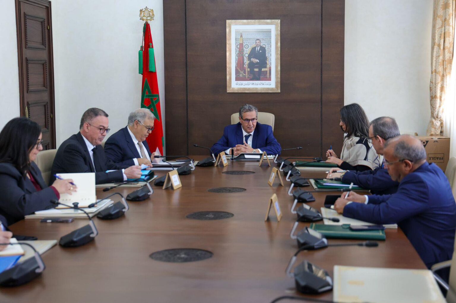 الحكومة: دعم النقل ليس “امتيازا للمهنيين” بل حماية للمواطن في مواجهة تقلبات الأسعار