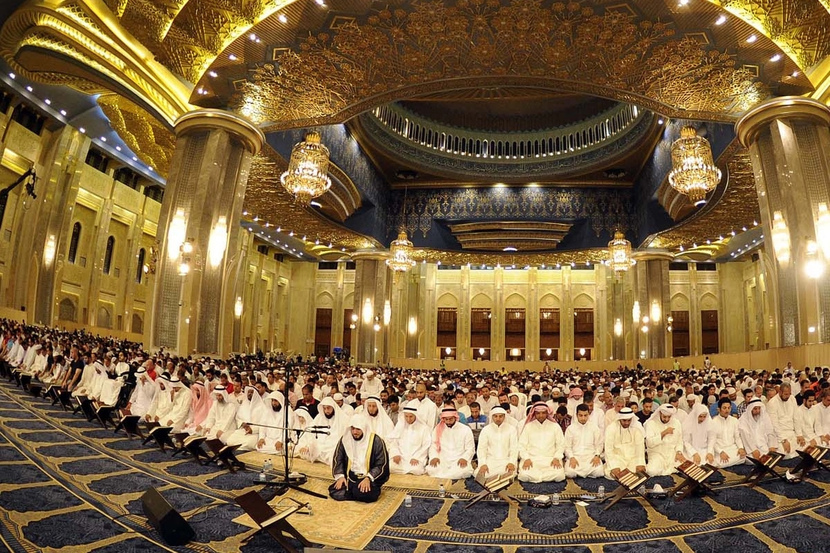 «المسجد الكبير» يعتذر عن عدم استقبال رواده لأداء صلاة عيد الفطر نظراً للأوضاع الراهنة