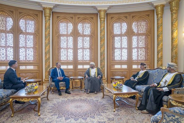 جلالة السلطان يتلقى رسالة خطية من الرئيس البيلاروسي