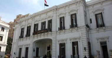 القانون يحدد نسبة عمل الأجانب بالمنشآت الصحية