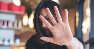 بعد صدمة «عين سحرية».. روشتة أمنية وقانونية لحماية الفتيات من التحرش