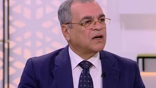 نائب رئيس هيئة البترول الأسبق ينفي التصريح المنسوب له "حقل ظهر مات": عيب في حقي لو قلت كده