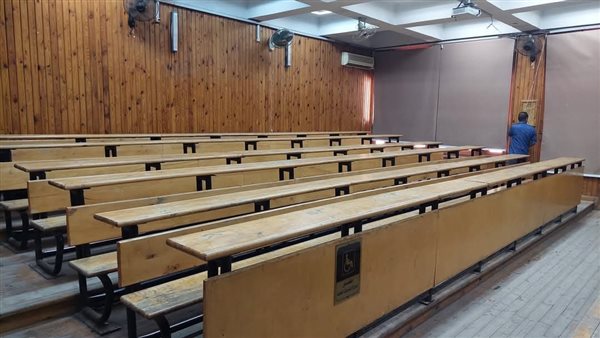 امتحانات الجامعات على الأبواب.. الكليات: إعلان الجداول قبل موعدها بوقت كافٍ.. وإرشادات مهمة للطلاب داخل مقار اللجان.. حظر الهواتف المحمولة أبرز التعليمات.. ولا يسمح بدخول اللجان في هذه الحالات