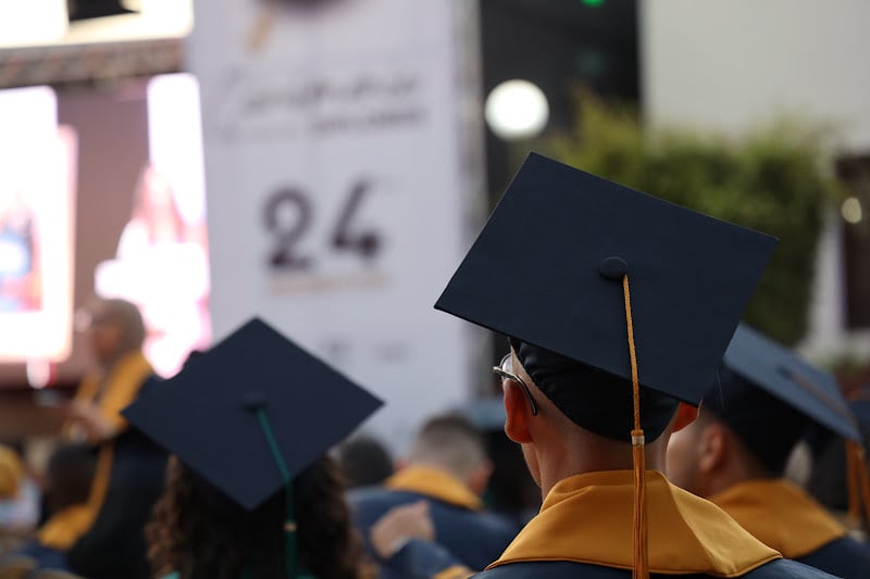 تأخر صرف منح التميز يضع آلاف طلبة الدكتوراه في مأزق مالي ويثير الجدل داخل الجامعات