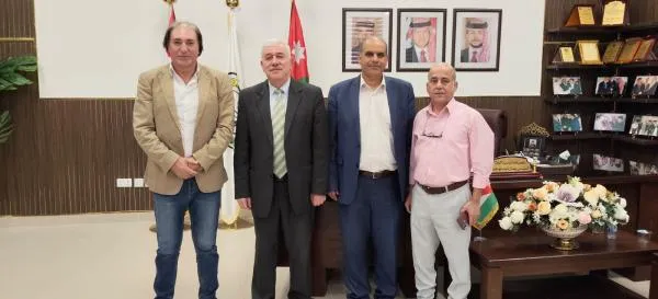 مديرية ثقافة إربد وبلدية الرمثا تتعاونان لتنفيذ جدارية وطنية لتعزيز الهوية الثقافية
