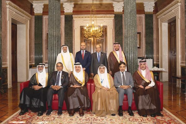 الجدعان يثمن توسعة استثمارات الطاقة العالمية لمنع الصدمات الاقتصادية