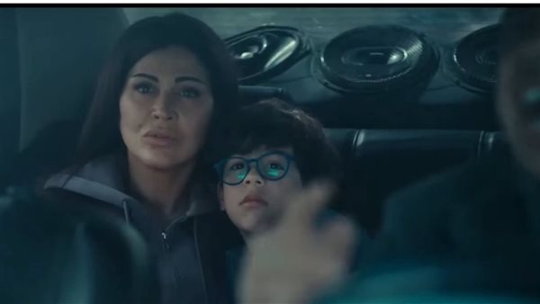 أدهم يواجه اتهامات داخل العمل في الحلقة 12 من "اللون الأزرق"