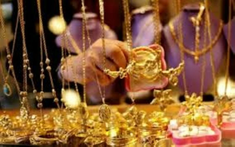 مصر: غرام الذهب قرب 8000 جنيه