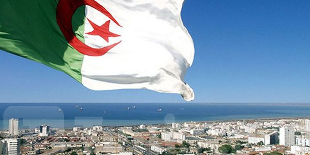 غضب كبير في الجزائر...السلطات تسكّر فندق بعد انتشار فيديو صادم للعلم
