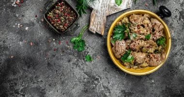 طريقة عمل طاجن الكبدة والقوانص.. بنكهة إسكندرانية لا تقاوم