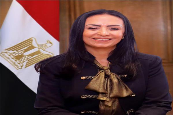 وزيرة التضامن تطمئن على الحالة الصحية والمعنوية لحجاج الجمعيات الأهلية