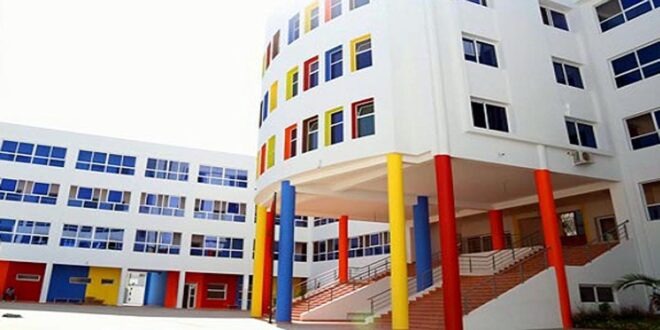 موازاة مع الدراسة الحضورية.. التعليم عن بعد متواصل بالمناطق المتضررة من الفيضانات