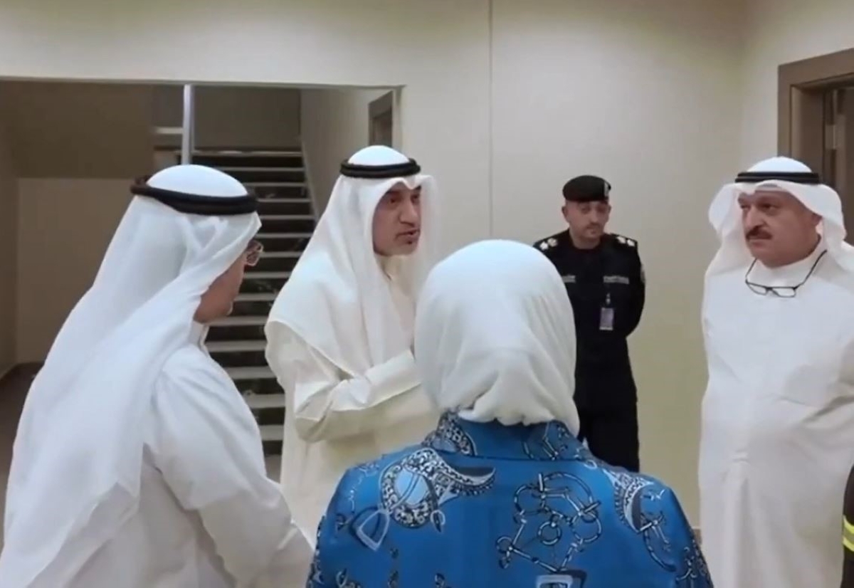 اليوسف يتفقد أحد مراكز علاج الإدمان: توفير الرعاية الصحية والتأهيلية لجميع الحالات