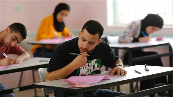 اليوم، انطلاق الامتحانات التحريرية لطلاب الدبلومات الفنية 2026