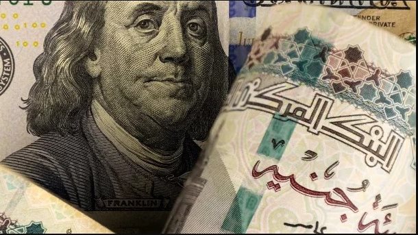 بعد ارتفاع الاحتياطي.. سعر الدولار أمام الجنيه رسميًا اليوم