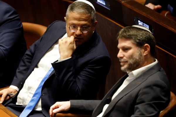 دولة جديدة تحظر دخول سموتريتش وبن غفير لأراضيها