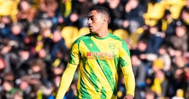 مصطفى محمد يشاهد انتصار نانت ضد لوهافر بالدورى الفرنسى