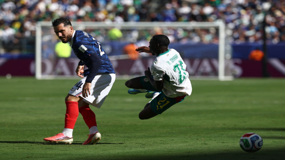 مبابي يقود فرنسا لانتصار مثير على السنغال في كاس العالم