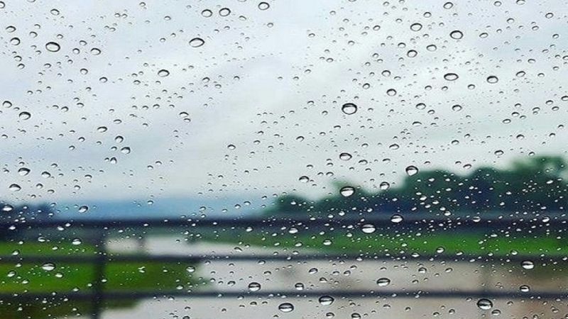 طقس اليوم: أمطار متفرقة بهذه المناطق