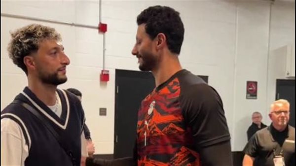 وسام أبو علي يفاجئ لاعبي مصر أمام البرازيل واستقبال خاص لـ"صلاح وعاشور وزيزو" (فيديو)