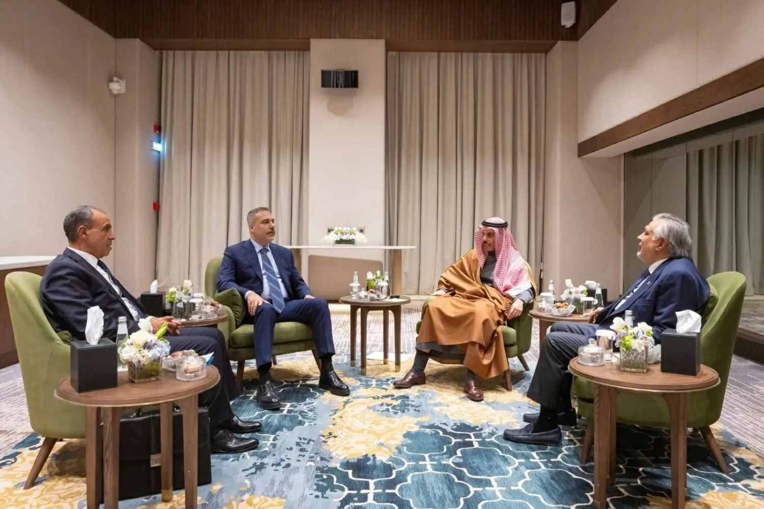 القاهرة تحتضن اجتماعاً رباعياً لبحث الأزمات الإقليمية غداً