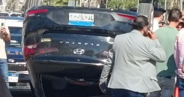 انقلاب سيارة 3 مرات أمام ديوان عام محافظة بورسعيد