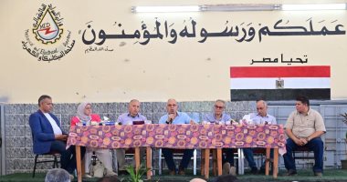 وزير الرى يكلف بإنهاء كافة أعمال تطهيرات الترع قبل بدء الموسم الصيفى