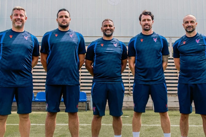 عليوي ينضم إلى طاقم كريستال بالاس