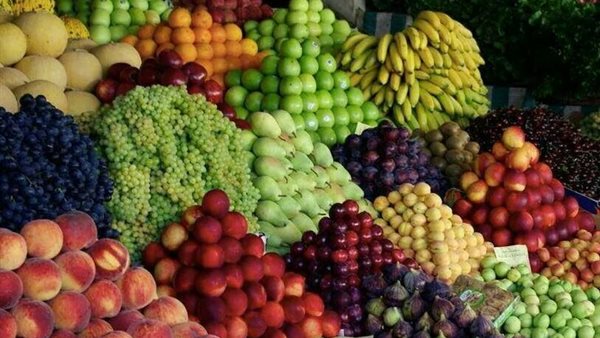 العنب يبدأ من 28 جنيهًا، سعر الفاكهة اليوم الإثنين 8 يونيو 2026